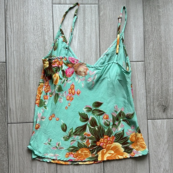 Plenty Floral Silk Top - Picture 4 of 13